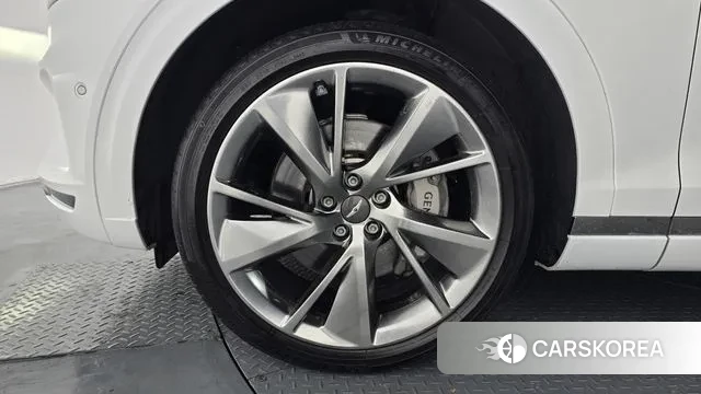 Genesis GV70 id 3645307 из Кореи 15