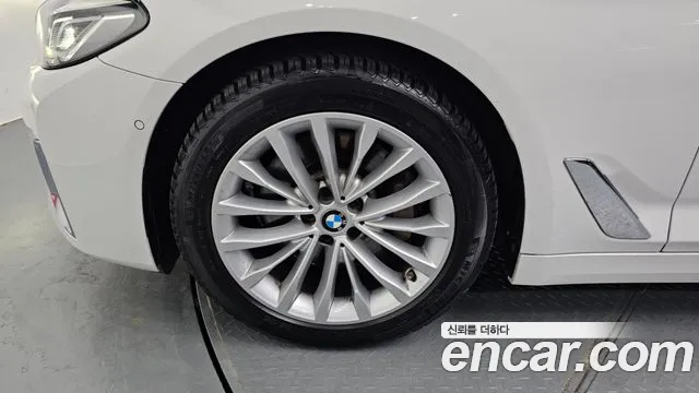 BMW 5 Series (G30) id 2849543 из Кореи 15