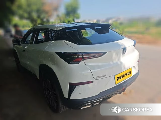 Chang'an UNI-T 2022 Белый из Китая, фото 5
