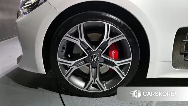 Kia Stinger id 3772542 из Кореи 15