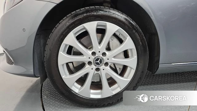 Mercedes-Benz E-Class W213 id 4785596 из Кореи 28