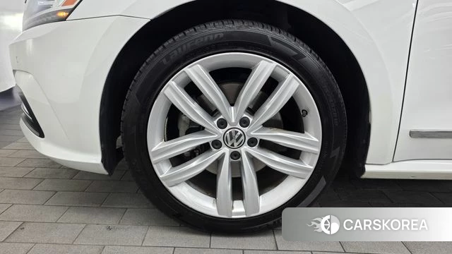 Volkswagen The New Passat id 4662918 из Кореи 15