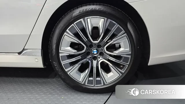 BMW 7 Series (G70) id 3462796 из Кореи 15