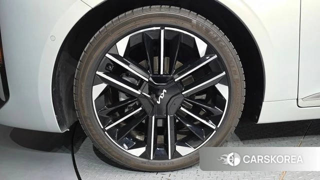 Kia The New K8 Hybrid id 4870632 из Кореи 32