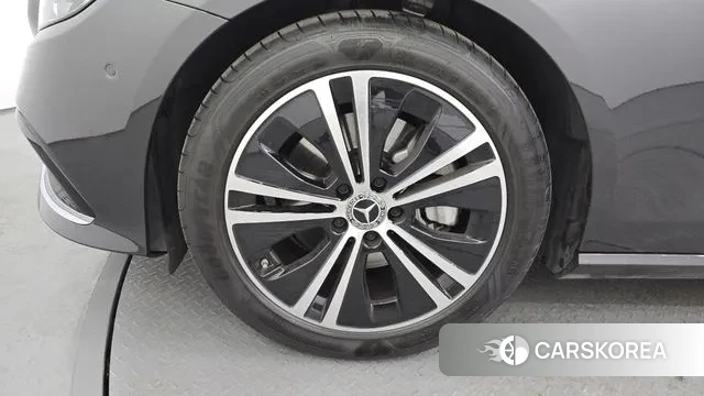 Mercedes-Benz E-Class W213 id 3639999 из Кореи 15