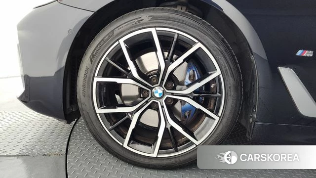 BMW 5 Series (G30) id 3954682 из Кореи 15