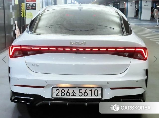 Kia K5 3rd generation 2023 Белый из Кореи, фото 5