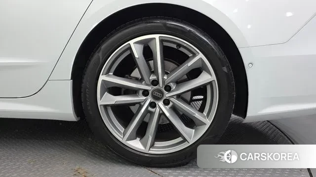 Audi A7 (4K) id 3059930 из Кореи 15