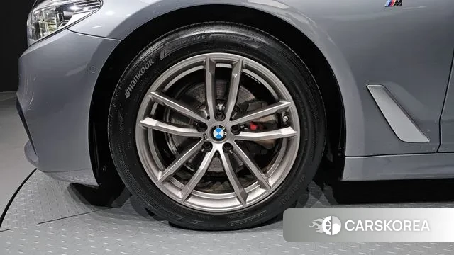 BMW 5 Series (G30) id 3582840 из Кореи 15