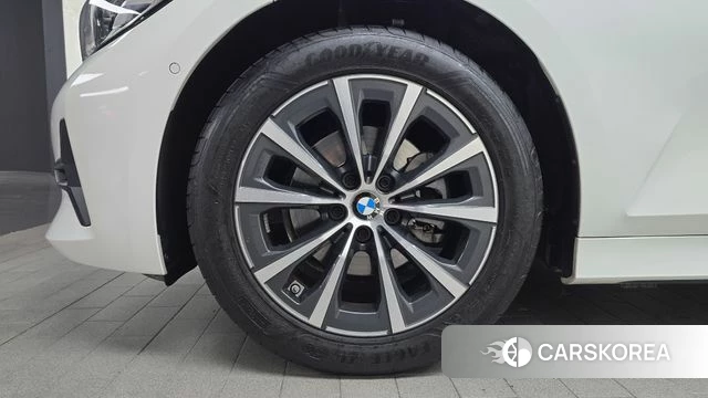 BMW 3 Series (G20) id 4285059 из Кореи 26