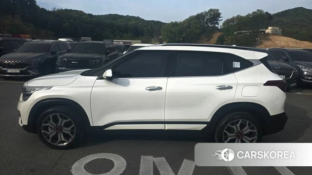 Kia Seltos id 4196660 из Кореи 15