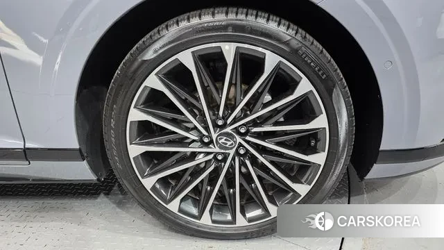 Hyundai Grandeur Hybrid (GN7) id 3720714 из Кореи 15