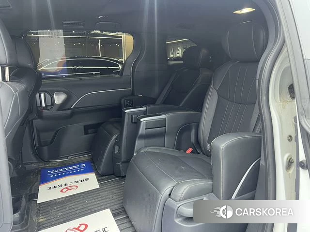 Toyota Saina id 4257463 из Китая 13