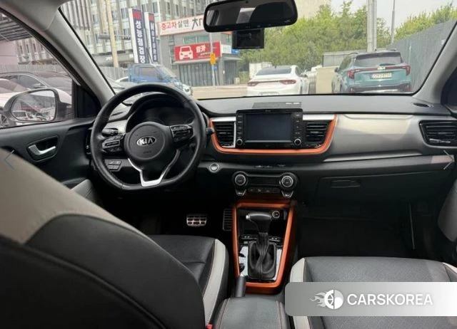 Kia Stonic 2020 Белый из Кореи, фото 5