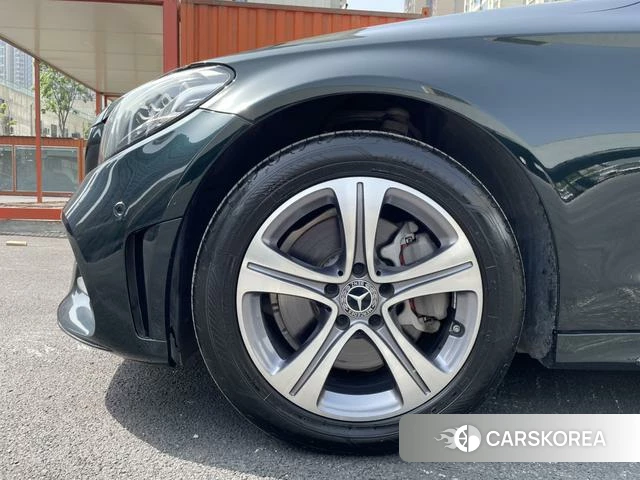 Mercedes-Benz Class C id 4366050 из Китая 22
