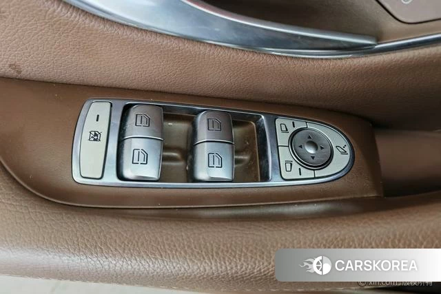 Mercedes-Benz E-class id 4333323 из Китая 19