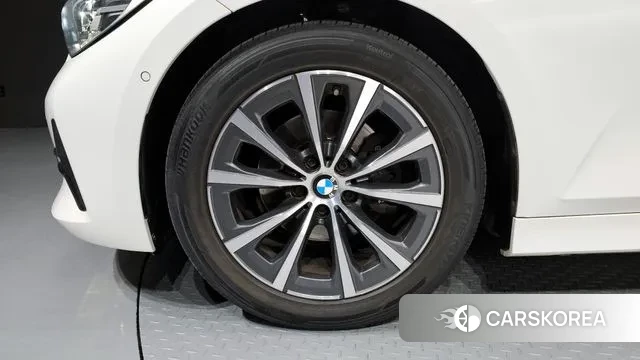 BMW 3 Series (G20) id 2990844 из Кореи 15