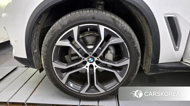 BMW X5 (G05) id 2998804 из Кореи 15