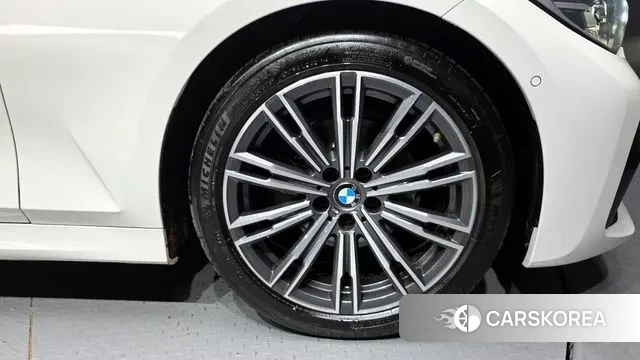 BMW 3 Series (G20) id 3406990 из Кореи 15