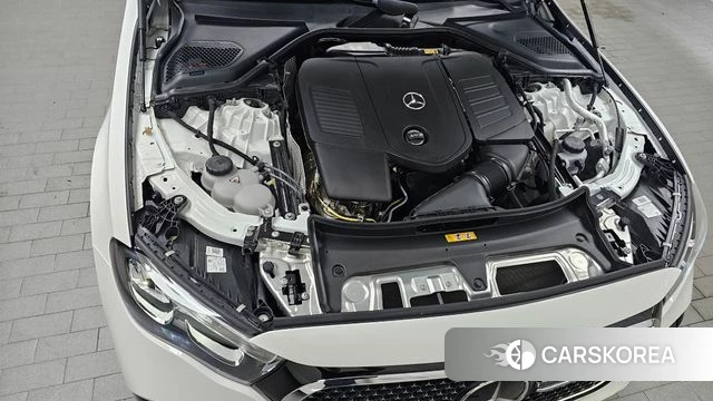 Mercedes-Benz E-Class W214 id 4607396 из Кореи 26