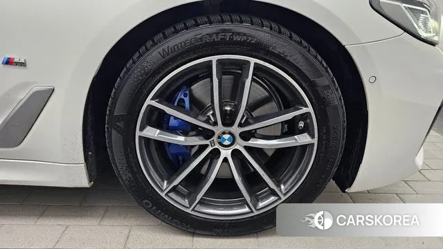 BMW 5 Series (G30) id 3467793 из Кореи 15