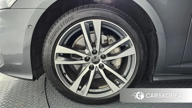 Audi A6 (C8) id 3322172 из Кореи 15