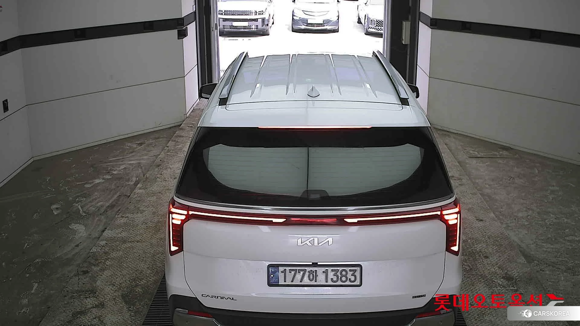 Kia Carnival Hybrid id 3888408 из Кореи 32