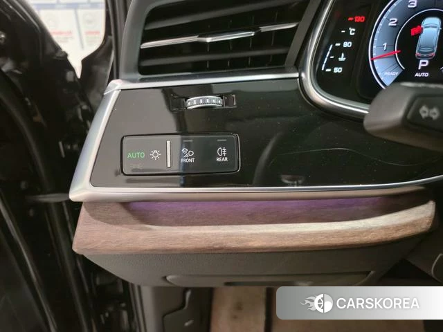 Audi Q7 id 4380732 из Китая 22