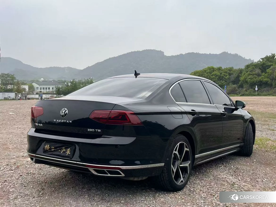 Volkswagen Magotan 2022 Черный из Китая, фото 5