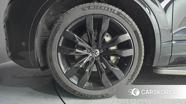 Volkswagen Touareg 3rd generation id 3870864 из Кореи 15
