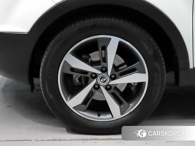 Ssangyong New Style Korando C id 4331815 из Кореи 15