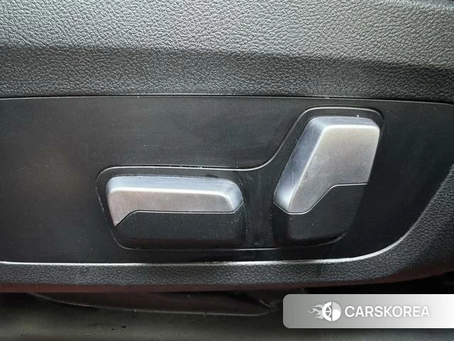 BMW 3 series id 4274306 из Китая 19