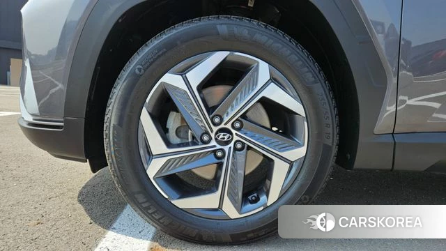 Hyundai Tucson (NX4) id 3833620 из Кореи 15