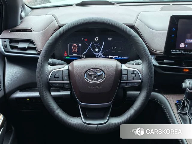 Toyota Saina id 4341908 из Китая 13