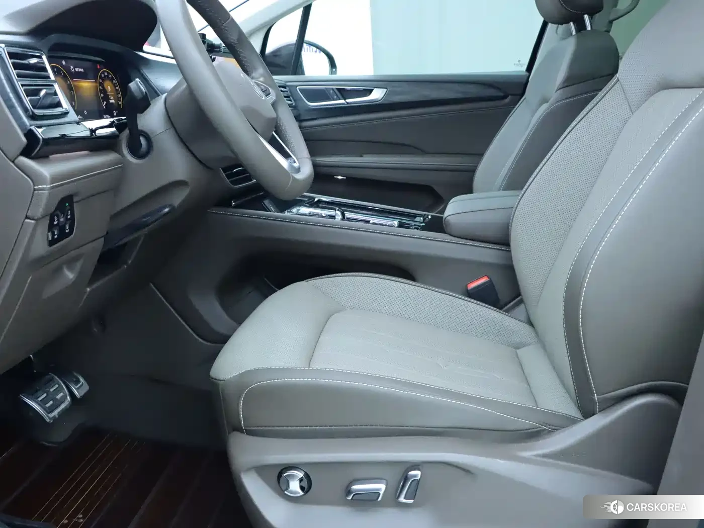 Volkswagen Viloran id 4547428 из Китая 22