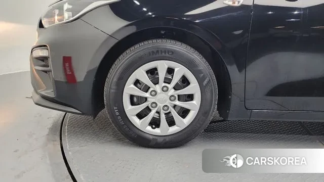 Kia Come New K3 id 3356131 из Кореи 15