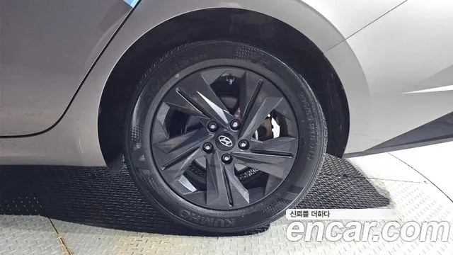 Hyundai Avante Hybrid (CN7) id 2955771 из Кореи 15