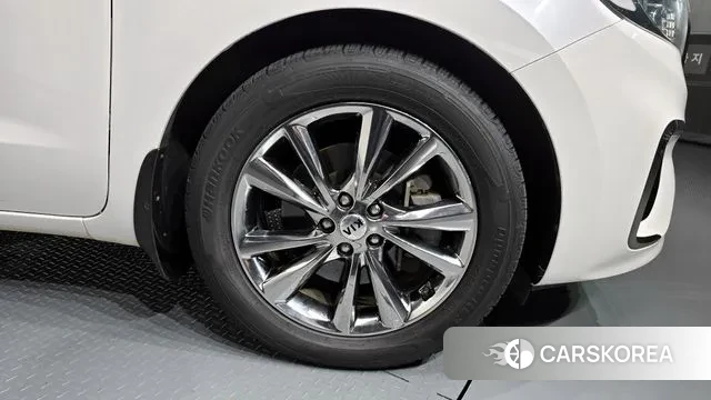 Kia The New Carnival id 2995596 из Кореи 15