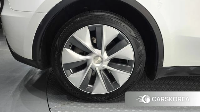 Tesla Model Y id 4442906 из Кореи 27