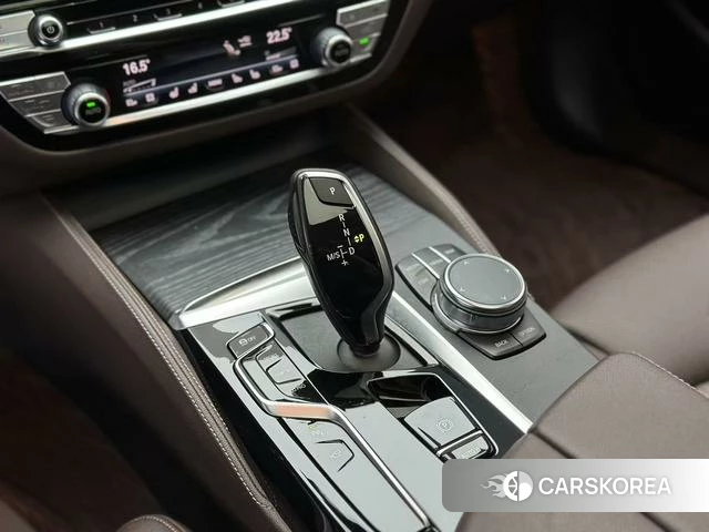 BMW 5 series id 4260463 из Китая 11