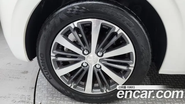 Peugeot 208 id 2764258 из Кореи 15