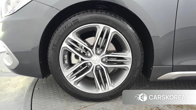 Hyundai Grandeur IG id 4356612 из Кореи 26