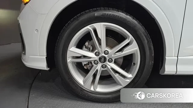 Audi Q3 (F3) id 3685203 из Кореи 15