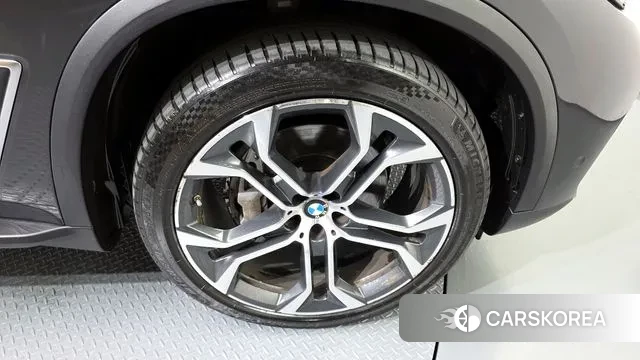 BMW X5 (G05) id 3437992 из Кореи 15