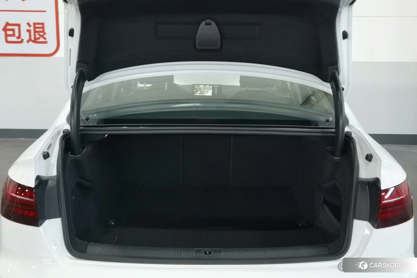 Audi A4L id 4426541 из Китая 19