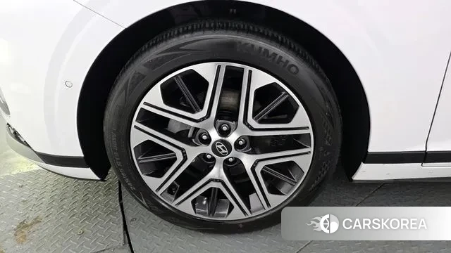 Hyundai Grandeur Hybrid (GN7) id 3674949 из Кореи 15