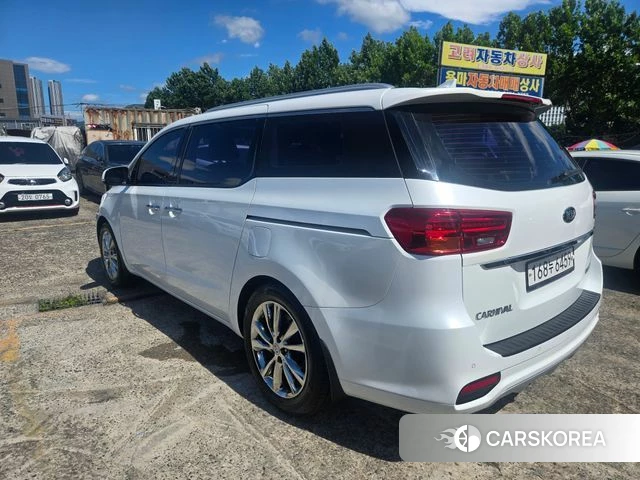 Kia The New Carnival id 4485845 из Кореи 15