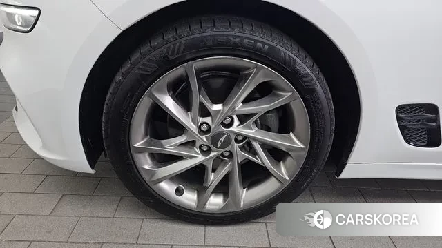 Genesis The New G70 id 3390451 из Кореи 15