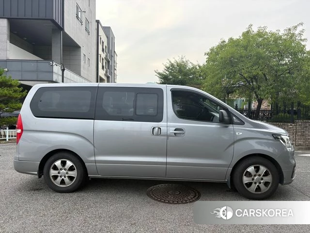 Hyundai The New Grand Starex id 4546943 из Кореи 14