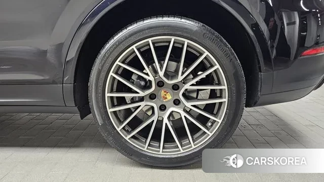 Porsche Cayenne (PO536) id 3655703 из Кореи 15